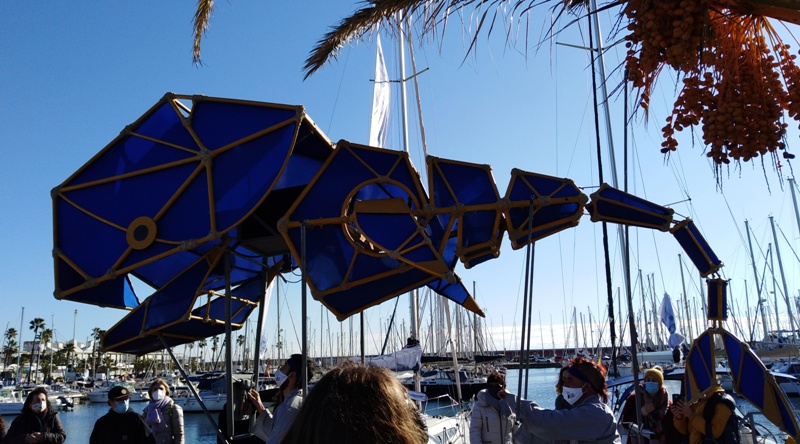 Kujira, la balena del Centre de Titelles de Lleida, Vida Aquàtica, de Ferroluar, i Enric Monfort, al Port Olímpic de Barcelona. Reis 2021