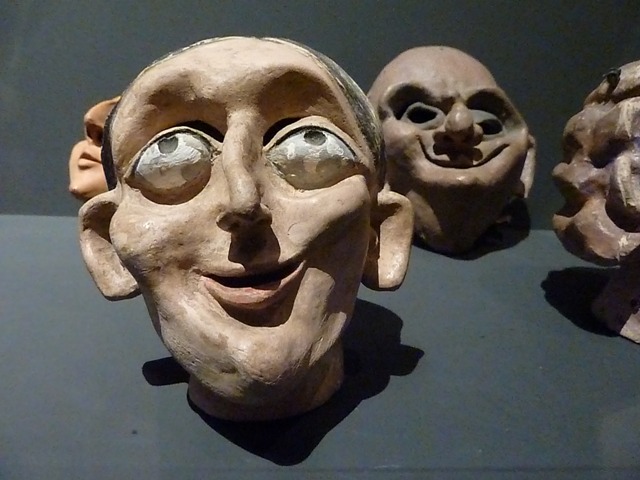Caps de marioneta de Mariona masgrau. Museu del TOPIC de Tolosa