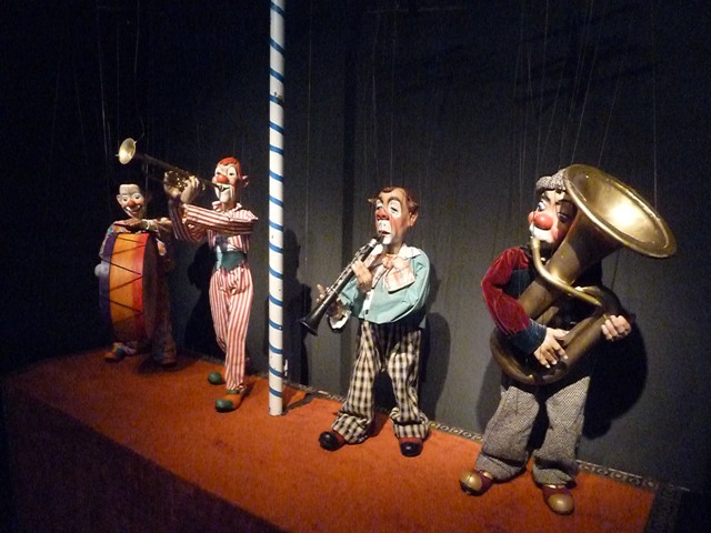 Marionetarium, Herta Frankel, Pallassos de Fusta